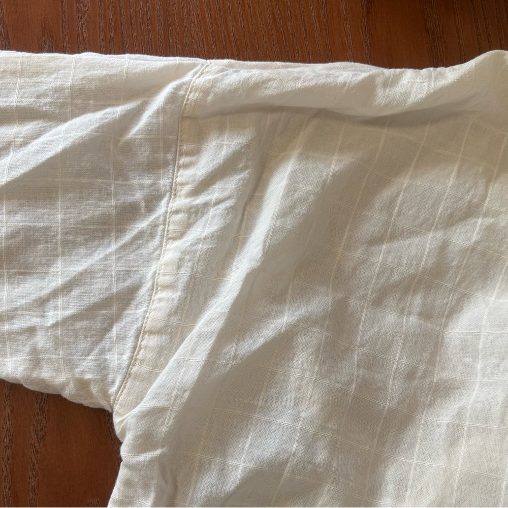 Women’s Off-White Button-Up Shirt - Picture 6 of 8